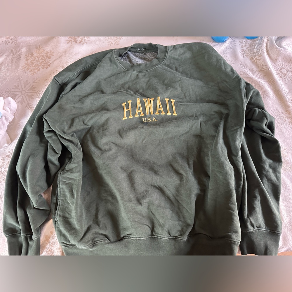 Brandy Melville Crew Neck